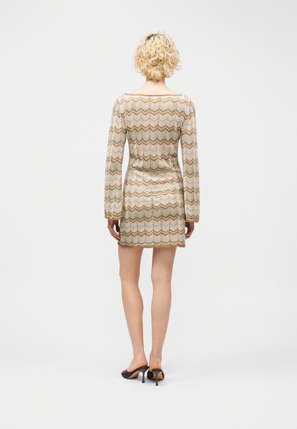 ONLY ONLASTER BOATNECK