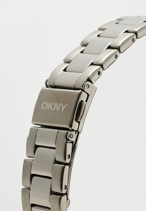 DKNY