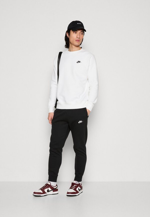 Nike Sportswear CRW