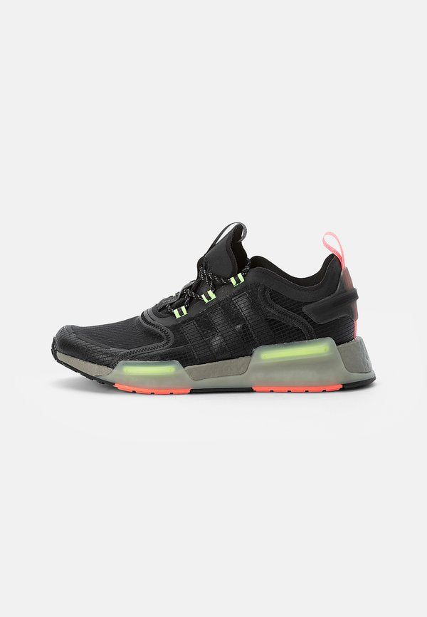 adidas Originals NMD V3 - Trainers - core black/core black/signal green