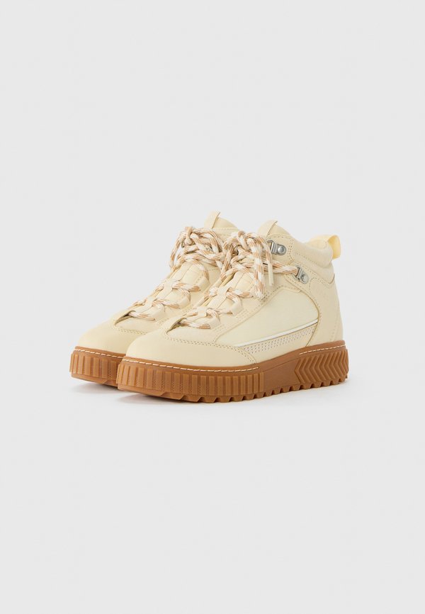 Sorel ONA AVE PEAK