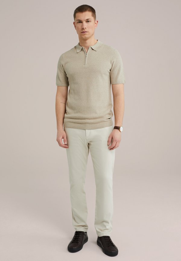 WE Fashion THE TEXTURED