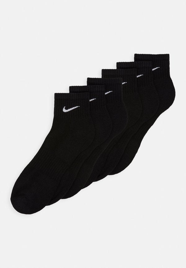 Nike Performance EVERYDAY CUSH ANKLE 6 PACK UNISEX - Sports socks - black/white