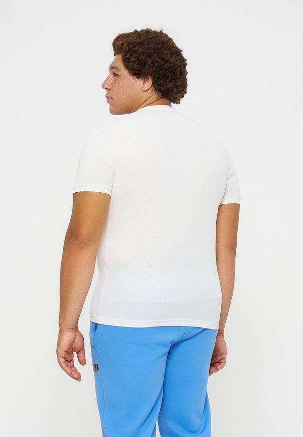 EA7 Emporio Armani