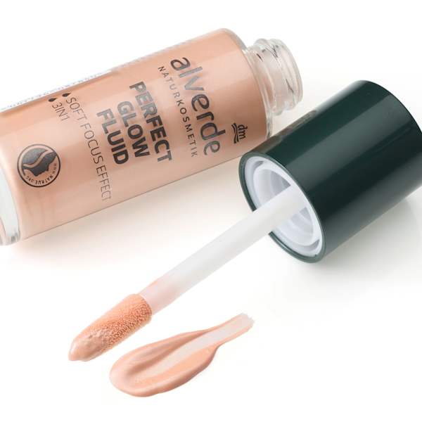 Highlighter Perfect Glow Fluid 01 Golden Pearl alverde NATURKOSMETIK