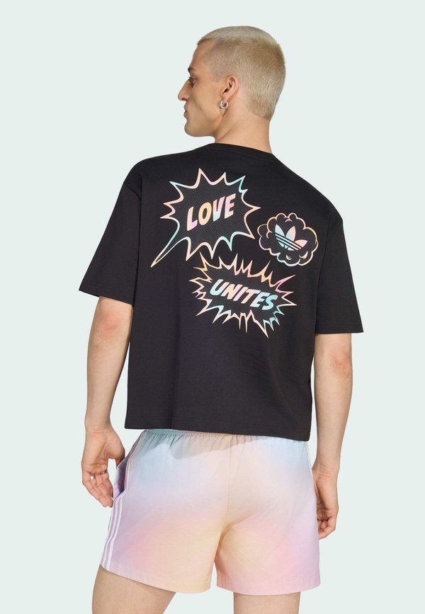 adidas Originals ADIDAS ORIGINALS PRIDE GFX TEE - Print T-shirt - black