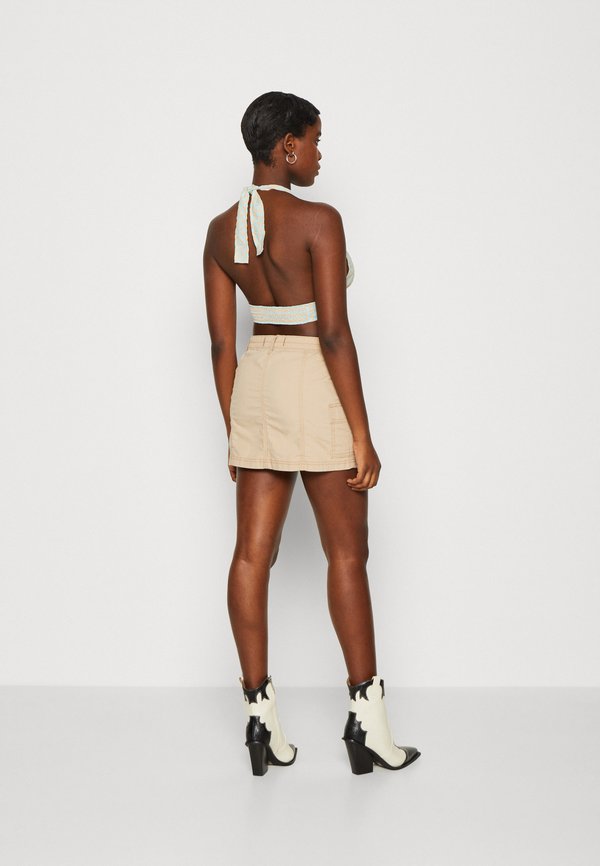 Neon & Nylon SUMMER CROPPED HALTERNECK