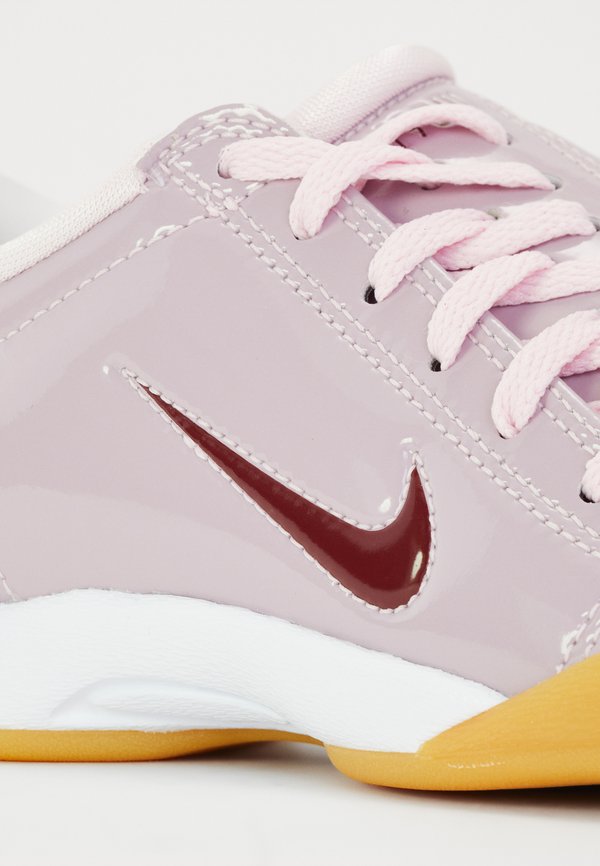 Nike Sportswear T90 UNISEX