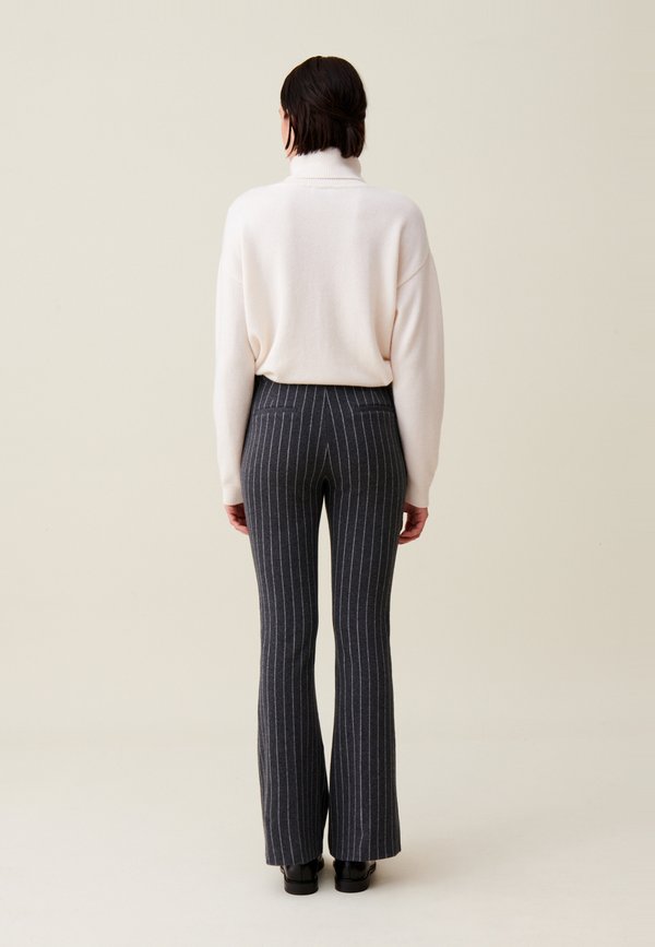Claudie Pierlot PINA