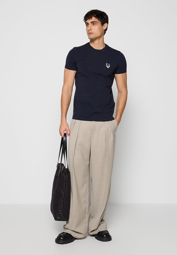 Emporio Armani T-SHIRT