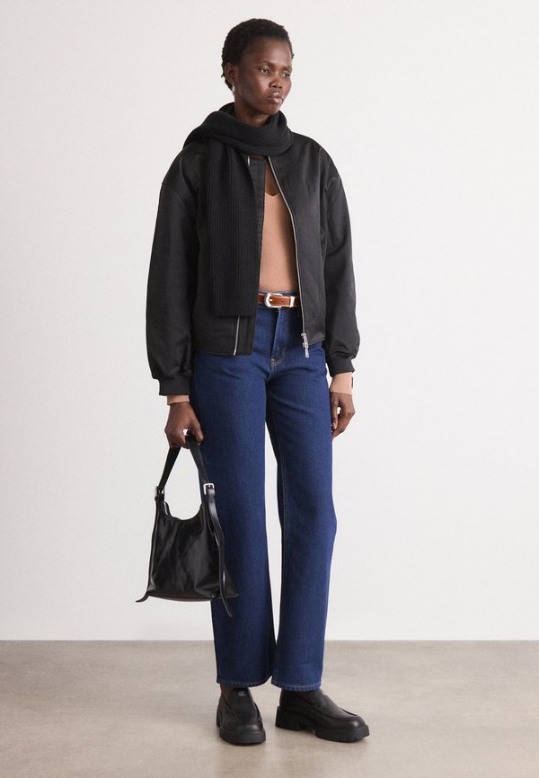 Calvin Klein Jeans SIGNATURE 90S