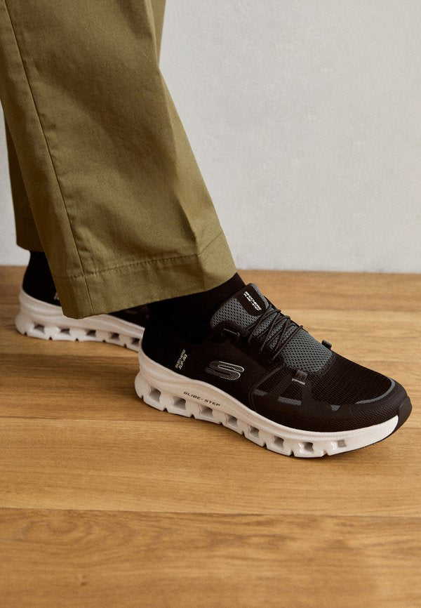 Skechers GLIDE-STEP PRO - Trainers - schwarz