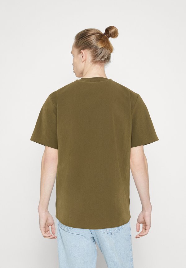 87Origins COLLARLESS