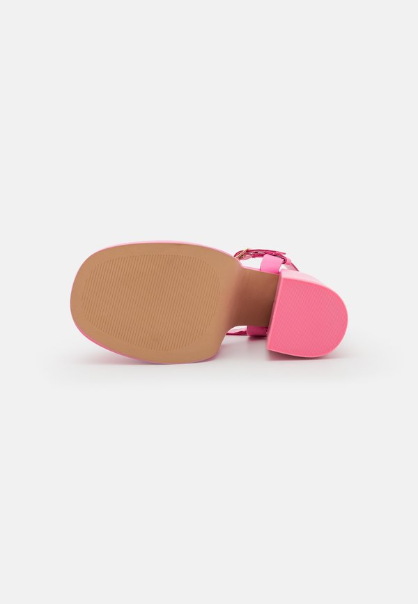 Steve Madden CARLITA