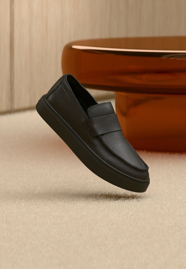 Calvin Klein Slip-ons - triple black