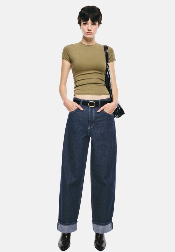 Bershka Loose Jeans - royal blue