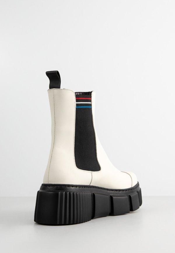 Pollini