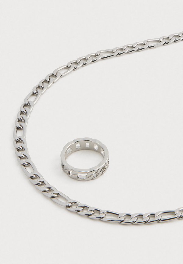 Pier One by Zalando SET OF NECKLACE AND RING
