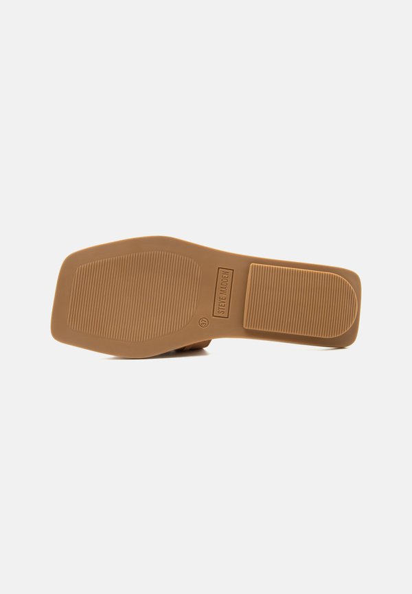 Steve Madden SKIPPER
