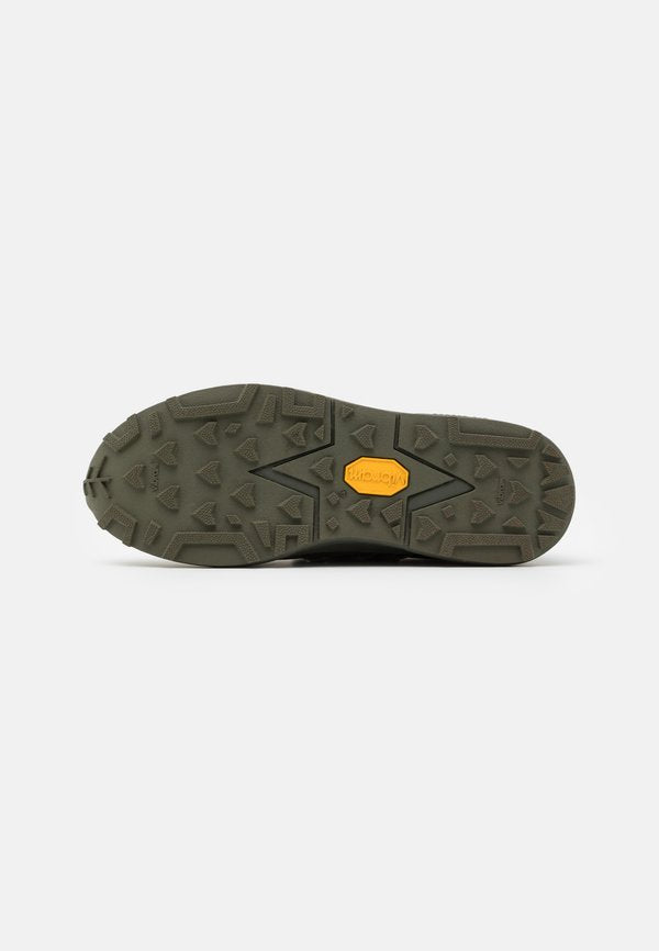 ARKK Copenhagen RAVEN HL S-E15 VIBRAM UNISEX