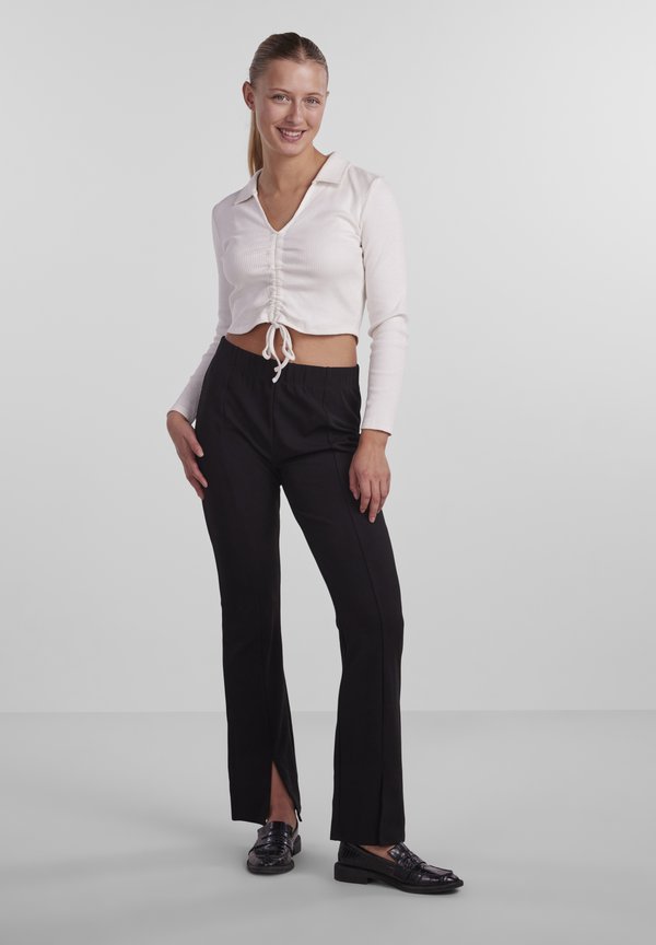 Pieces PCTEGAN TIE