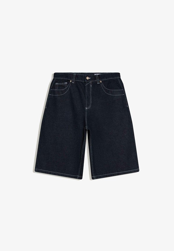 Bershka CONTRASTSTITCH SKATER - BERMUDA - Denim shorts - royal blue