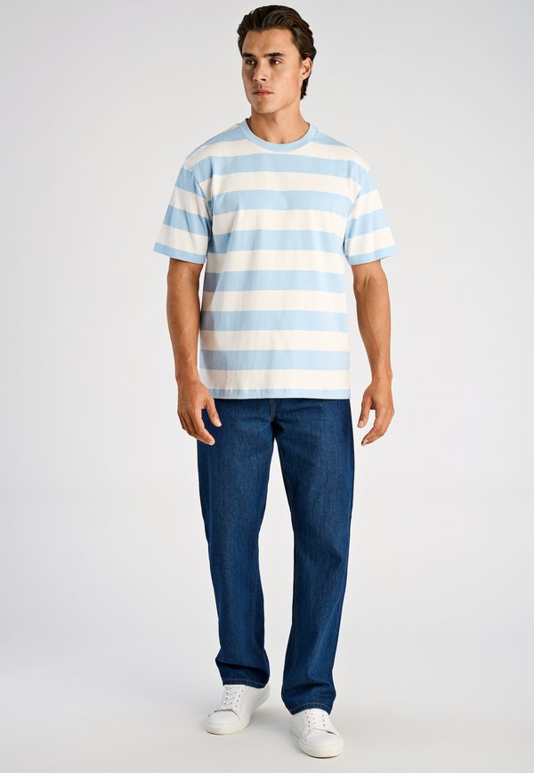 Lindbergh STRIPED OVERSIZED TEE