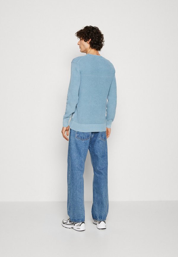 Marc O'Polo CREWNECK STRUCTURED SOLID