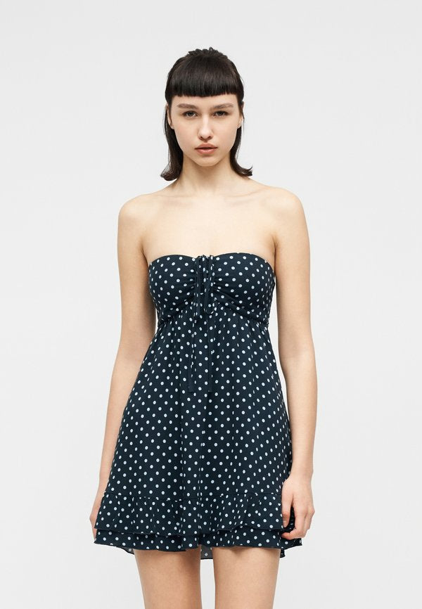 Hollister Co. STRAPLESS RUFFLE BABYDOLL MINI