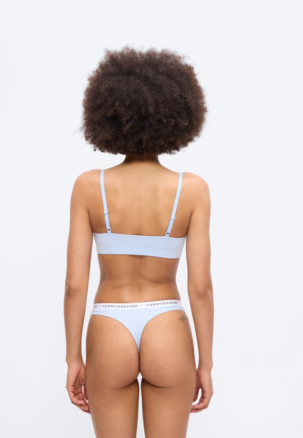 Tommy Hilfiger ESSENTIALS SCOOP NECK BRALETTE