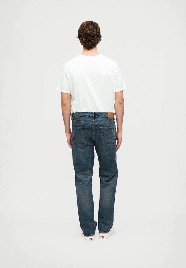 Tommy Jeans OTIS WHISKERED REGULAR STRAIGHT LEG JEANS