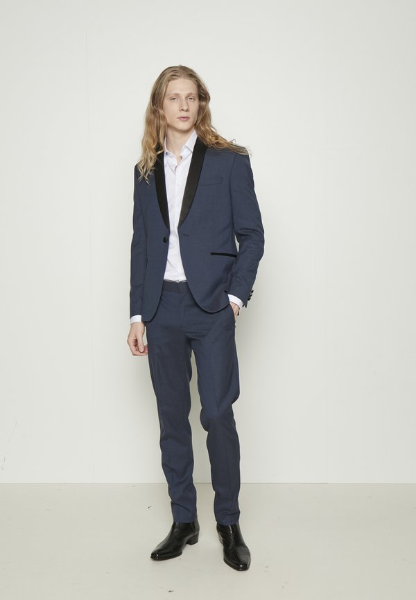 Isaac Dewhirst TUX