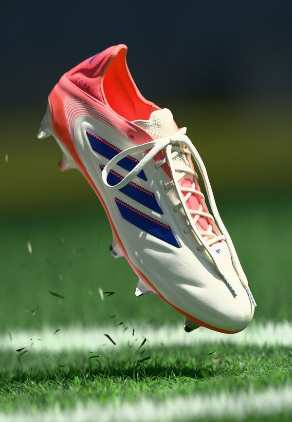 adidas Performance COPA PURE III ELITE SOFT GROUND FOOTBALL BOOTS - Soft-ground football boots - off white/lucid blue/signal coral