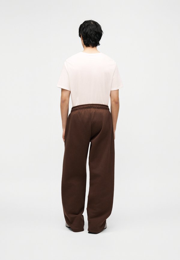 The Tracksuit Club PANTS UNISEX