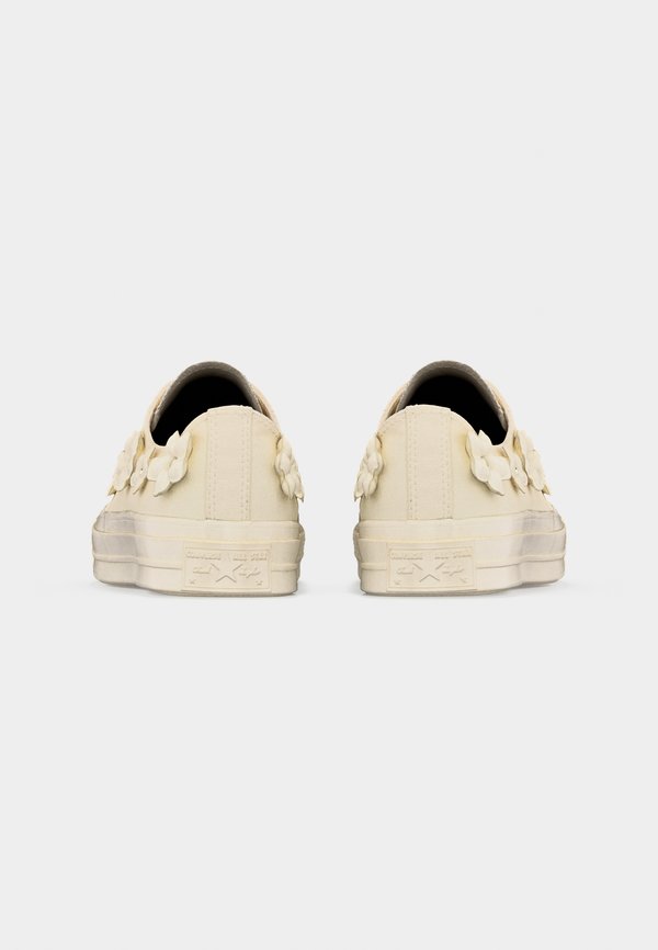 Converse CHUCK 70