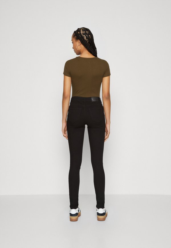 Vero Moda Slim fit VMALIA Mid rise Straight