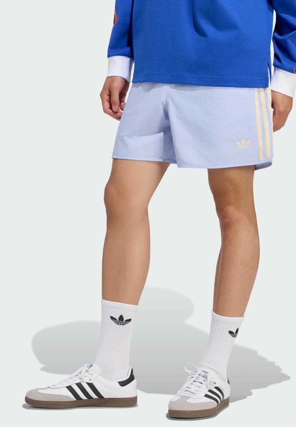 adidas Originals SPRINTER SHORT - Tracksuit bottoms - blue dawn   warm vanilla