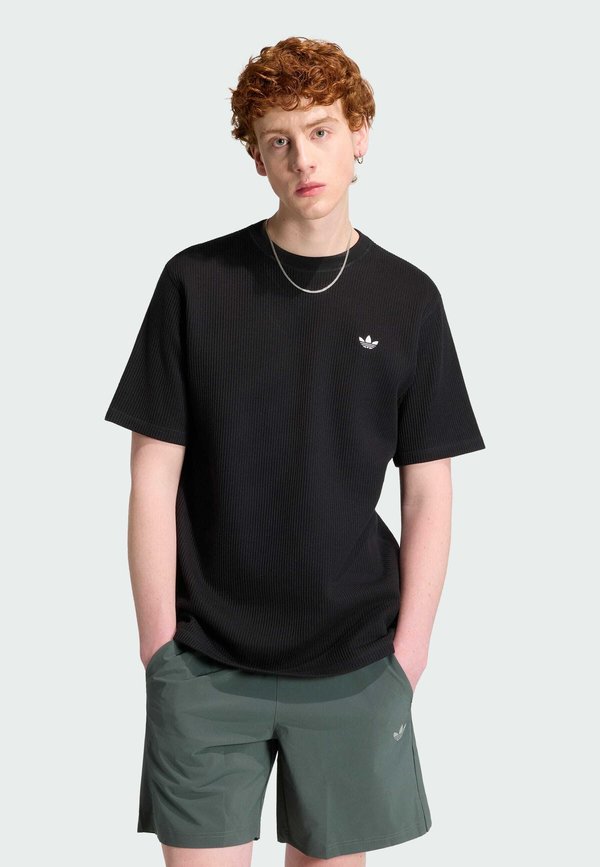 adidas Originals Basic T-shirt - black