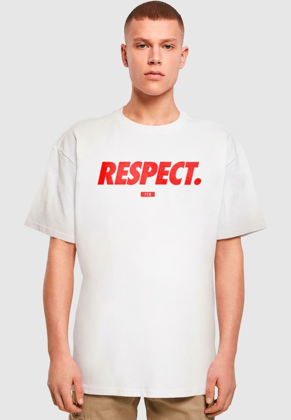 Upscale by Mister Tee FOOTBALL`S COMING HOME RESPECT OVERSIZE TEE