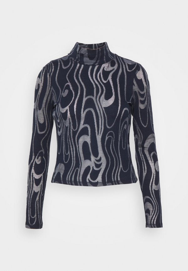 ECKHAUS LATTA SHRUNK TURTLENECK