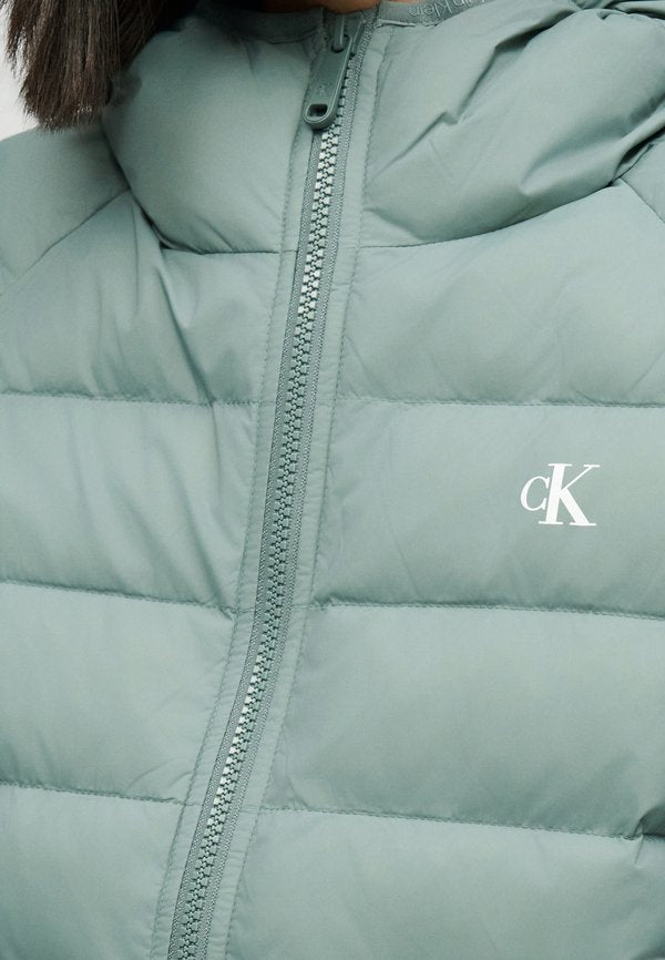 Calvin Klein Jeans LIGHTWEIGHT QUILTED JACKET PACKA