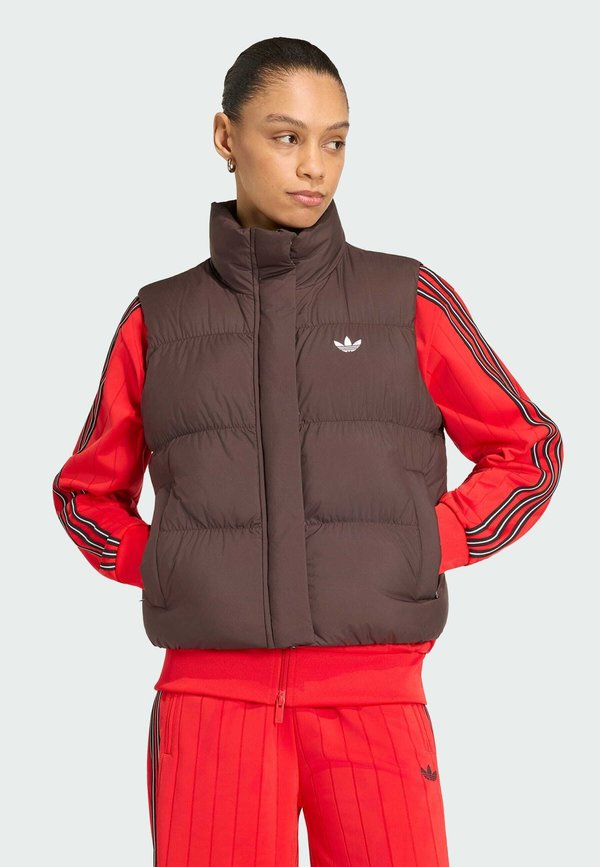 adidas Originals ADIDAS ORIGINALS REGULAR PADDED GILET - Waistcoat - aurora coffee