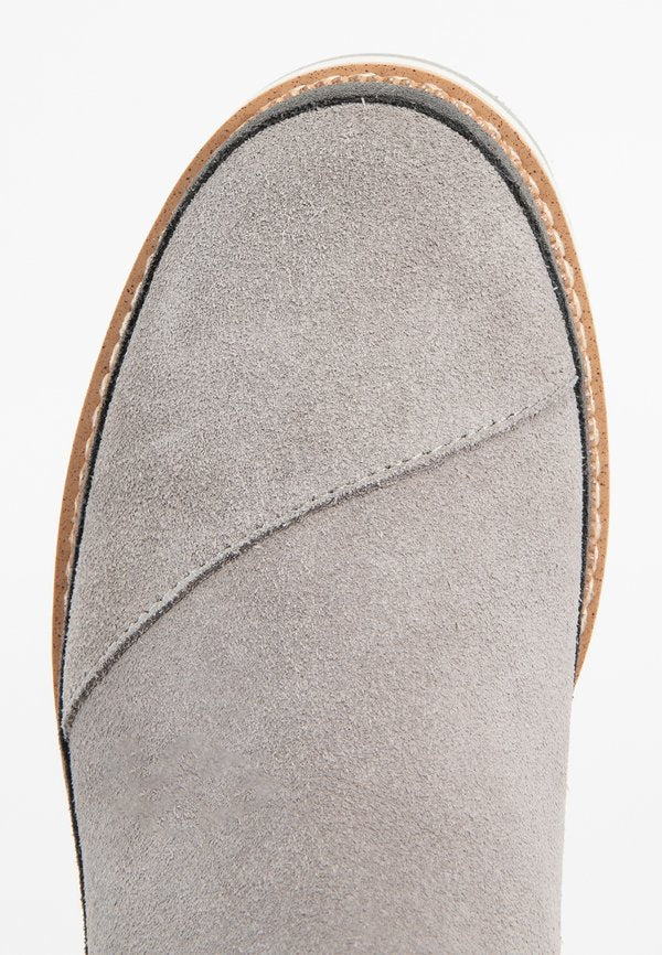 TOMS MARLO
