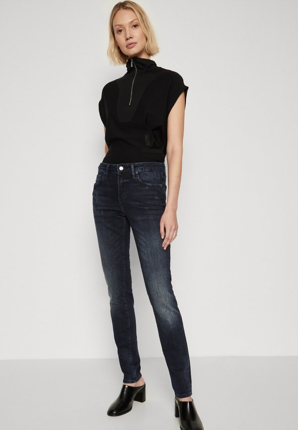 Armani Exchange