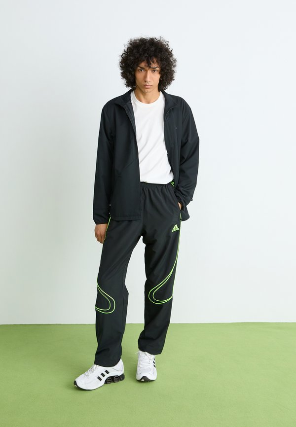 adidas Originals CUTLINE