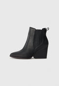 TOMS NOA