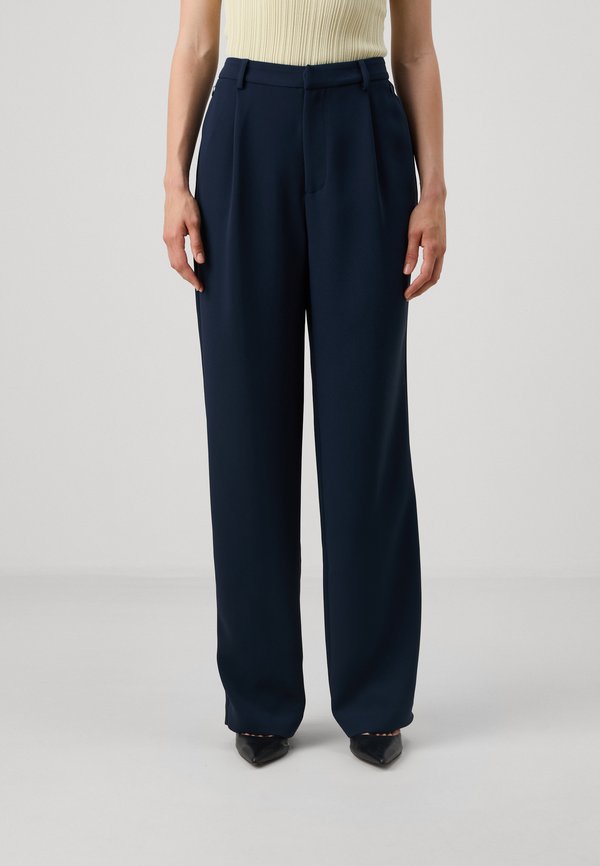 Good American LUXE SUITING COLUMN TROUSER