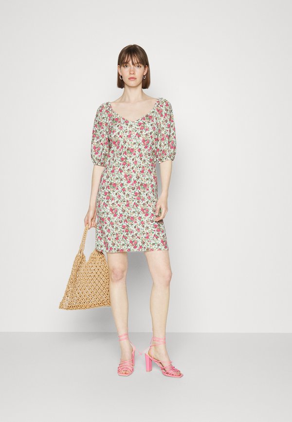 Vero Moda Tall VMGELINA PUFF DRESS