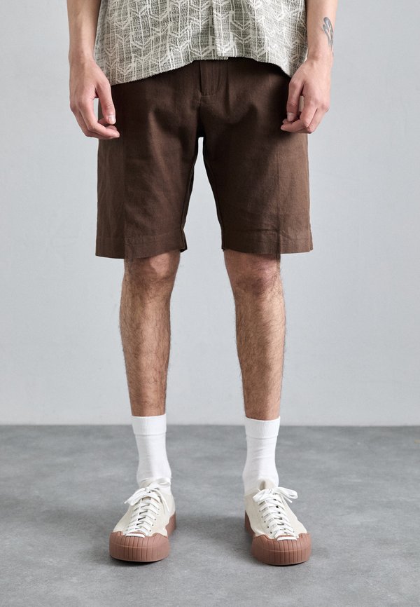 NN.07 BILLIE SHORTS