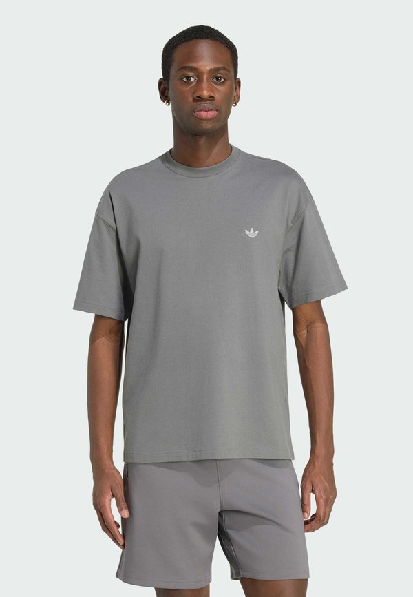 adidas Originals ADIDAS ORIGINALS TREFOIL ESSENTIALS SPACER LOOSE TEE - Basic T-shirt - grey four